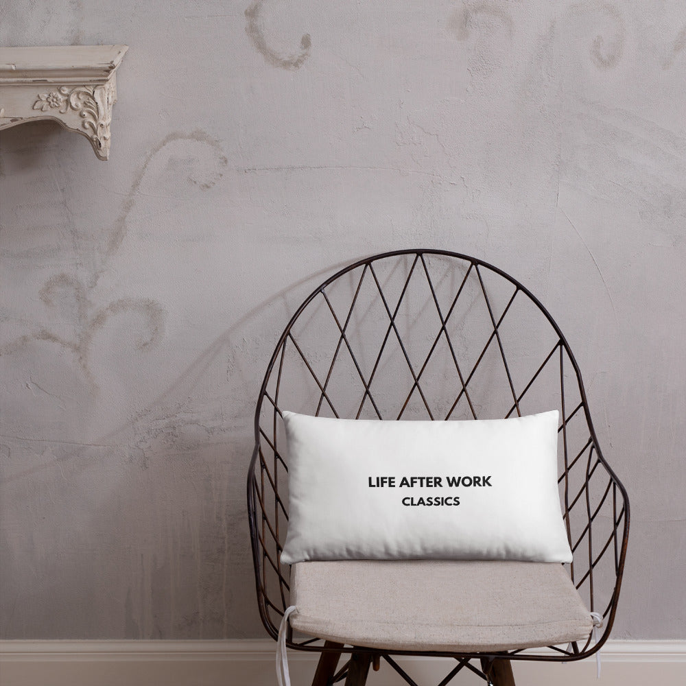 Warehouse: LAW Classics Minimalistic Basic Pillow