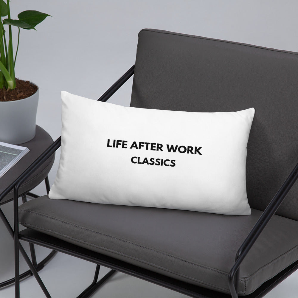 Warehouse: LAW Classics Minimalistic Basic Pillow